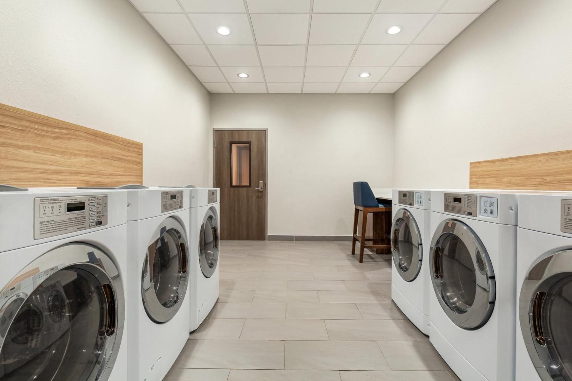 Candlewood Suites Bessemer - Birmingham Sw By Ihg Экстерьер фото